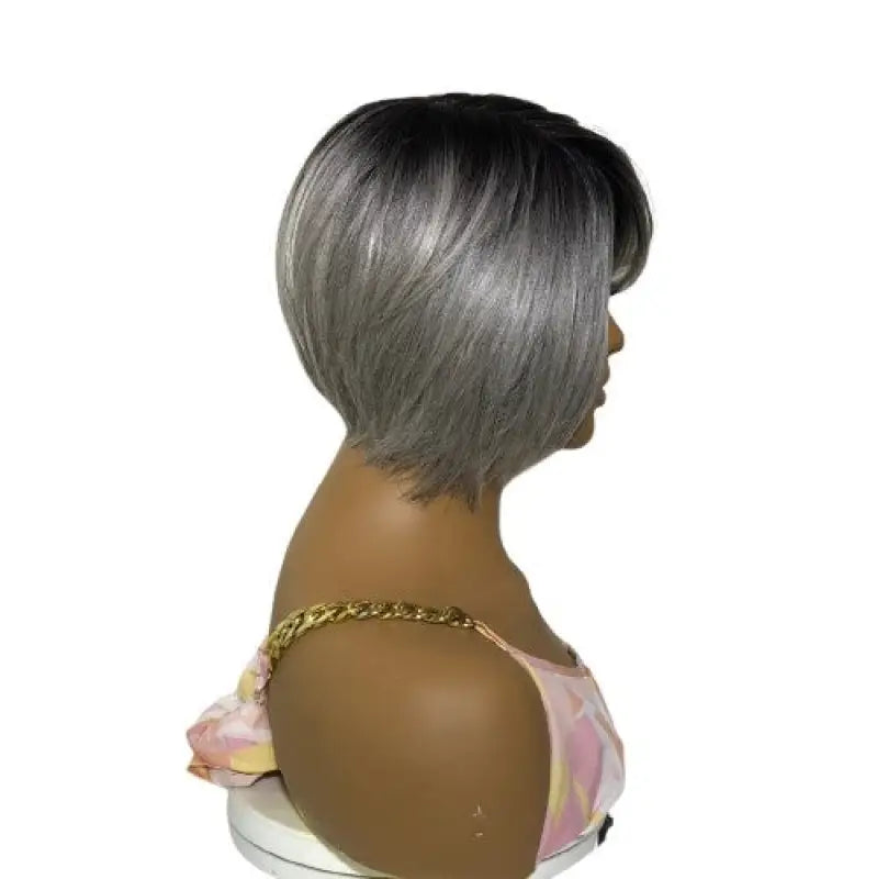 1010 - KRISSI Wigs LE' HOST HAIR & WIGS   