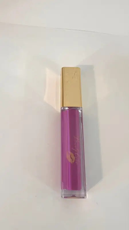 Lip Gloss Gold Label |45 Shades of Long-Lasting Shine - 31 - Maddi - Makeup