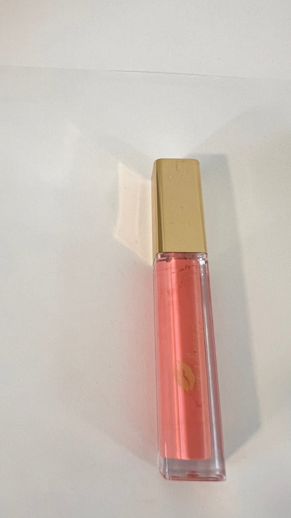 Lip Gloss Gold Label |45 Shades of Long-Lasting Shine - 33 - Kim - Makeup