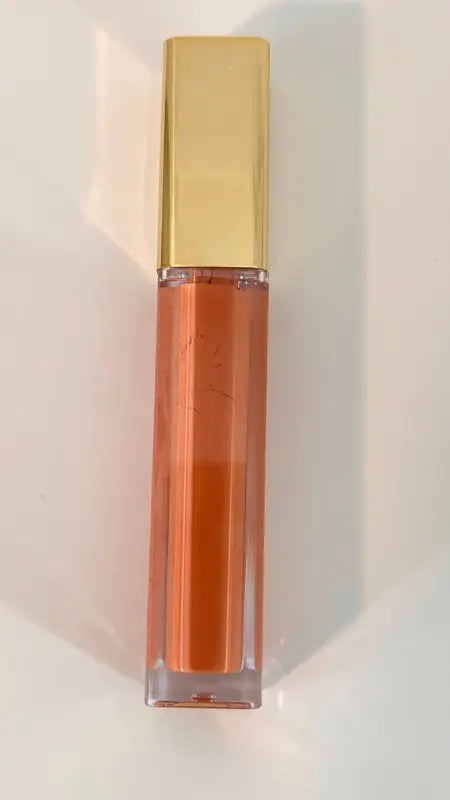 Lip Gloss Gold Label |45 Shades of Long-Lasting Shine - 4- Belle - Makeup