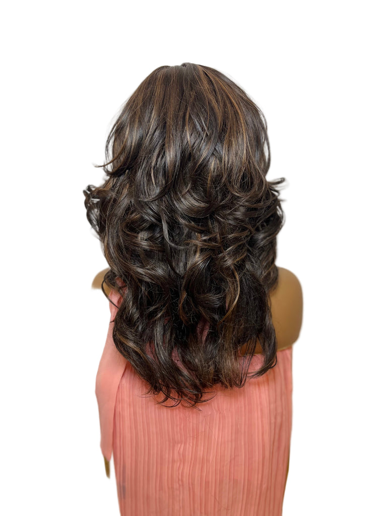 Glamour_girl_synthetic_back