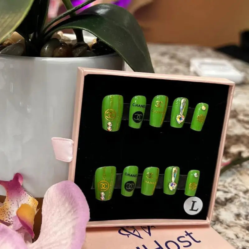 CHANEL LIME Large  DESIGNER SHORT CUSTOM GEL NAILS Nails LE' HOST HAIR & WIGS