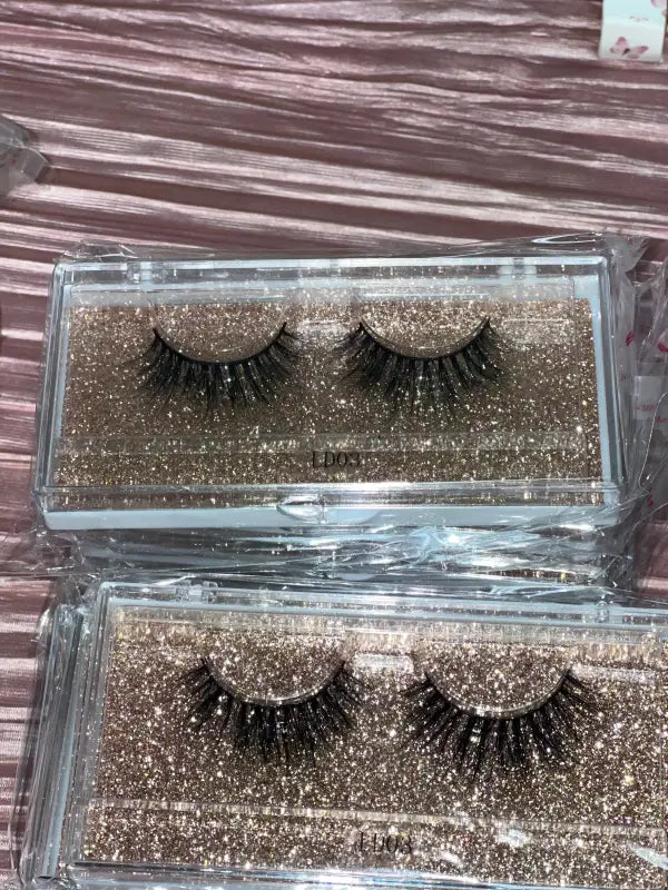    Natural Eye Lash  LE' HOST HAIR & WIGS