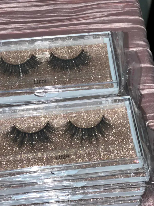    Natural Eye Lash  LE' HOST HAIR & WIGS